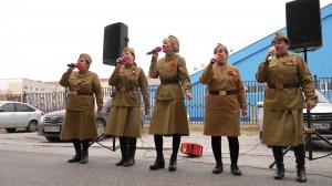 Агитбригады Излучинска исполнили для ветеранов песни Победы
