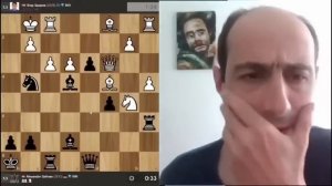 Жертвую две фигур, радостно и по боевому
