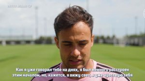 Регуилон рассказывает, как он преодолел трудности, с которыми столкнулся в начале своей карьеры