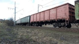 2ЭС5К-404 проезжает мимо меня