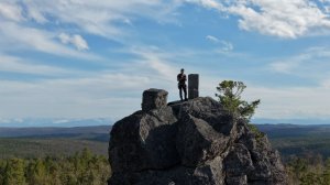 Камень Шахтай и ск. Ворона