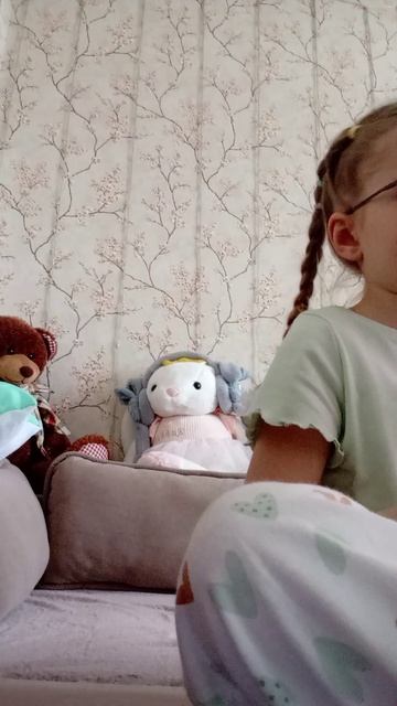 1000018557.mp4 смотреть онлайн