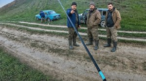 УБЕРИ КАМЕРУ! ЧУТЬ НЕ ПОБИЛИ НА РЫБАЛКЕ. Ловля  жереха на Волге