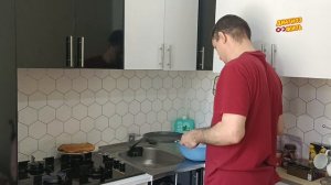 БЛИНЫ НА НОВОЙ СКОВОРОДЕ | ПРИВЕЗЛИ ПЕТУНИИ | ЖАРИМ КАРАСИКОВ...