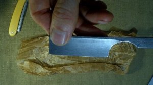 ДЛЯ КРАСОТЫ ИЛИ БРИТЬЯ Бритва из кованой дамасской стали