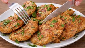Как вкусно и правильно приготовить Котлеты. Сочные, Нежные Котлеты из фарша. Рецепт домашних Котлет