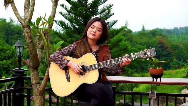 (The Kid LAROI, Justin Bieber) STAY - Fingerstyle Guitar Cover - Josephine Alexandra
