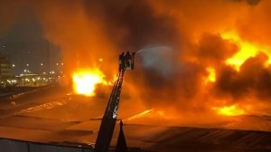 Масштабный пожар у Измайловского Кремля в Москве