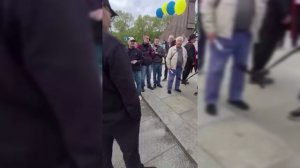 🔥🔥Саня Немец поставил на место кастрюльный мир в Германии на 9 мая!