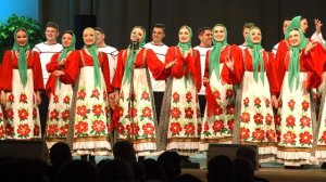 Хор Пятницкого - Вдоль деревни