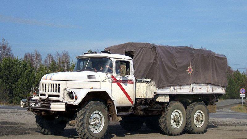ЗиЛ-131 в масштабе 1/35. Звезда, Бронко или Трумпетер? смотреть онлайн