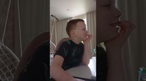 1000001901.mp4