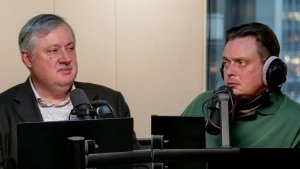Ультиматум Китаю; Зачем Трамп привез в Пекин глав Tesla, Apple и BlackRock? / Дмитрий Евстафьев
