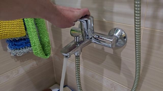 Проверка Роспотребнадзором температуры горячей воды в жилом помещении