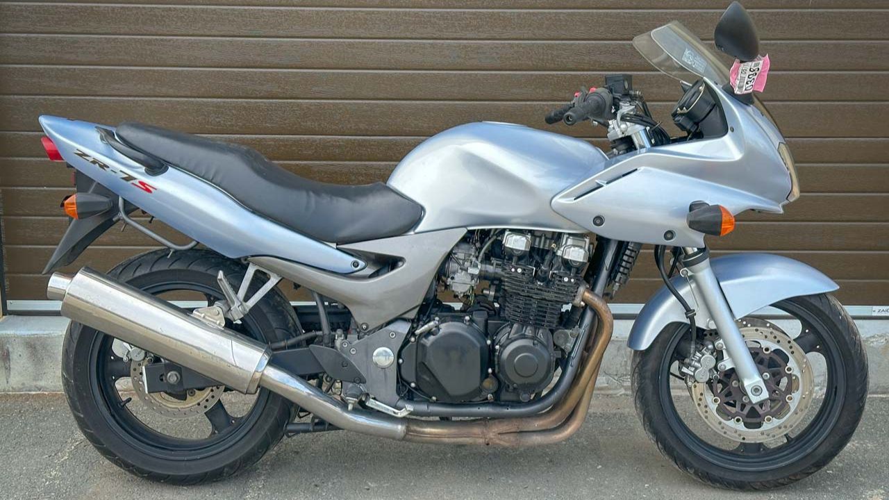 Kawasaki ZR-7S - ZR750F-106821