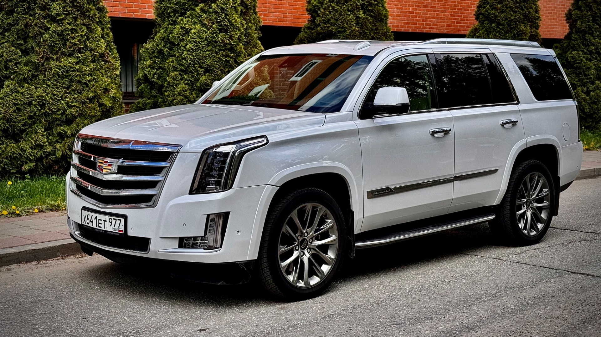 Cadillac Escalade 2020 смотреть онлайн