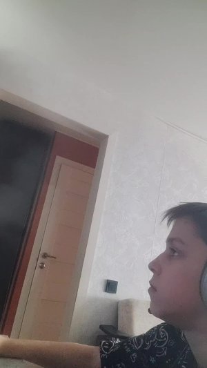 играю пытаюсь отбить 100зрителей