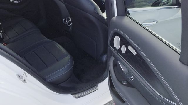 Mercedes W213 E200