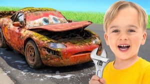 Дети играют в парке, когда вдруг видят что-то в лесу. Оказывается, это настоящая легенда — маквин.