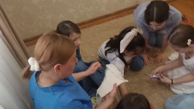 Провели день рождения Евы. 
Праздники для детей- это наше все !