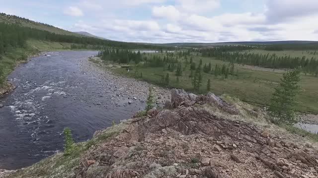 ПОЛЯРНЫЙ УРАЛ, В ПОИСКАХ ХАРИУСА