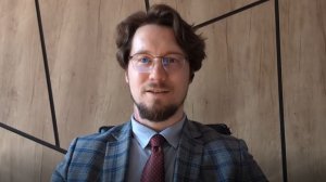 Экономист Дмитрий Царьков заявил, что сейчас выгодно покупать путевки и технику