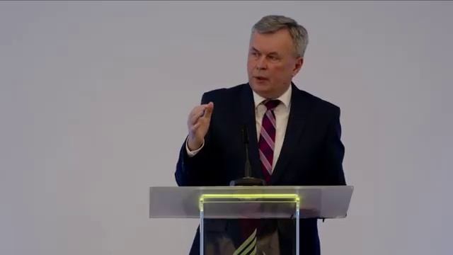 Трудно ли быть человеком? - Олег Xарламов