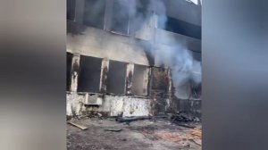 Киев - кадры апокалипсиса. 

Пока преступная ОПГ Зеленского не будет отстранена от власти, аргументы
