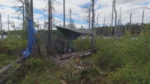 В этой глуши никто не рыбачил. Нашёл озеро с огромными щуками