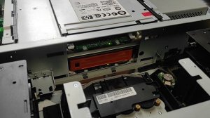 HP MSL 2024 ленточная библиотека