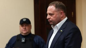«Важный элемент давления»: на Западе признали шаткое положение Зеленского из-за дела Ермака
