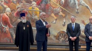 Василий Нестеренко на открытии галереи Нестеренко в Москве