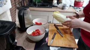 Что готовлю сегодня.Едим просто,но вкусно.Гречка, жареная рыбка,салат.