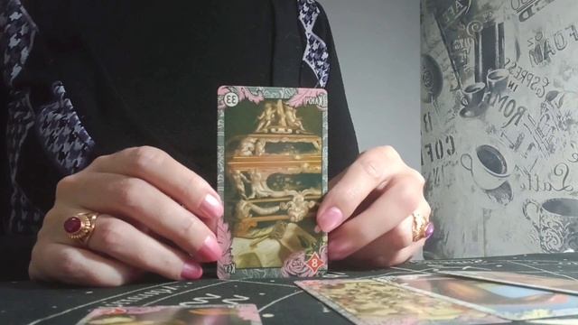 С какими мыслями он сегодня проснулся? Расклад Ленорман