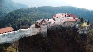 Замок Rodenegg