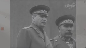 Знамена фашистов кидают к стенам Кремля. Кинохроника 1945 года  ИА Новости России 4K HDR