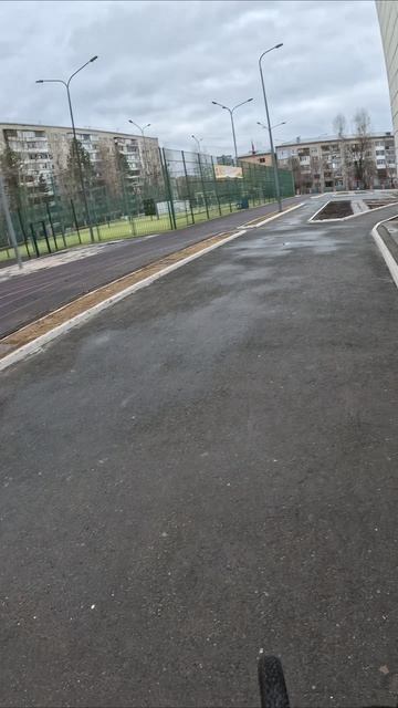 Старый, добрый, забытый, но абсолютно рабочий проезд сквозь школу #велопоездка #велосипед #Тюмень