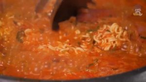 Корейская уличная еда токпокки, курица, хотток и лапша🔥 остро / очень остро