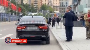 Правильное решение.

Генеральный директор «АвтоВАЗа» Максим Соколов пересел с Мерседеса на Ладу Ауру