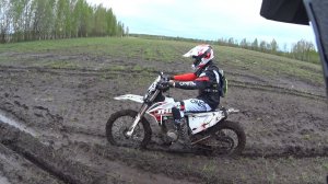 Крутые Бобры.
Катают на JHL ELX300 и Ataki S003 PR300.