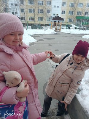 Я сегодня иду пешком ногами гулять