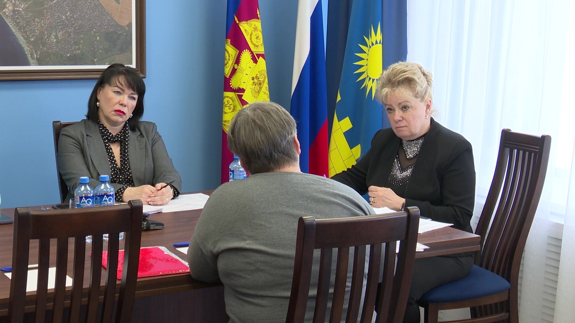 Глава Анапы провела личный прием граждан смотреть онлайн
