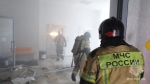 Пожар в ТРЦ «Праздничный» в Барнауле