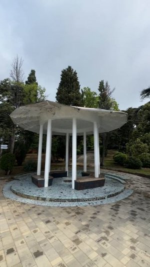 Крым Ялта поселок Гаспра. Харакский парк