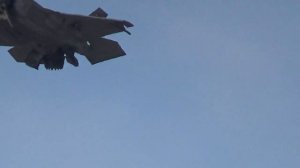 Sony CX-405 airshow F-35 slow flyby