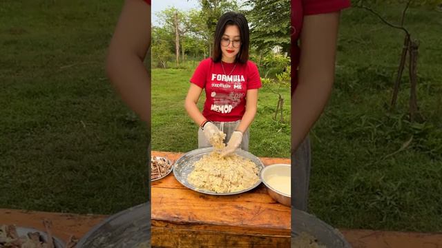 Потрясающий рецепт приготовления курицы с картофелем во фритюре до хрустящей корочки.