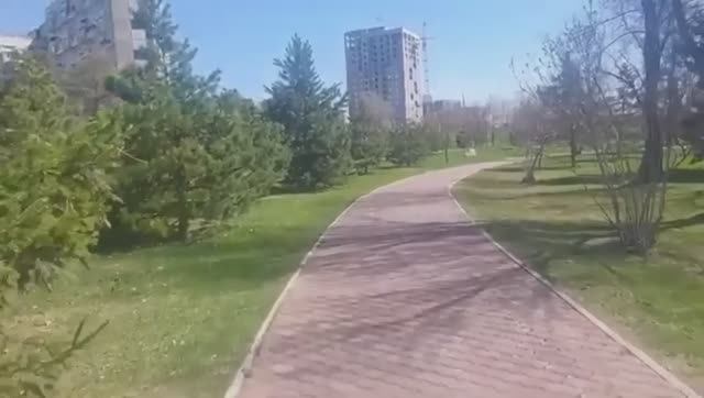 Любовь. Она пришла .Сквер Победителей. Красноярск