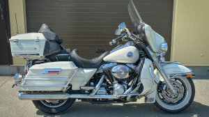 Harley-Davidson ELECTRA GLIDE FLHTCUI1450 - 1HD1FCW1X2Y644063