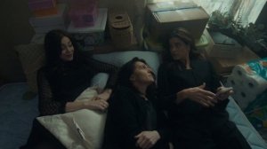 Сериал Друзья и соседи - 2 сезон 6 серия / Your Friends and Neighbors  Dragon Money Studio