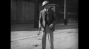 Some of Harold Lloyd's most amazing stunts and best silent comedy gags